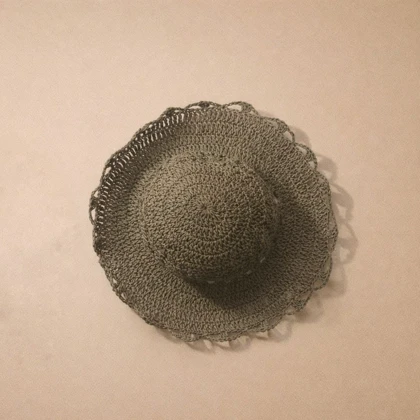 کلاه لبه دار