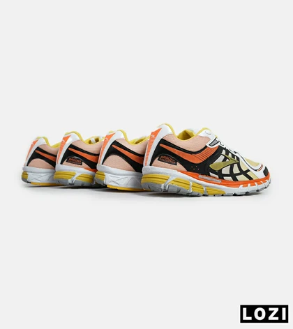 کفش کتانی بزرگ پا نارنجی زرد BROOKS adrenaline gts 22