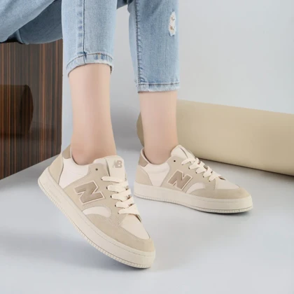 کفش و کتانی اسپرت زنانه و دخترانه مدل نیوبالانس NEW BALANCE رنگ کرم