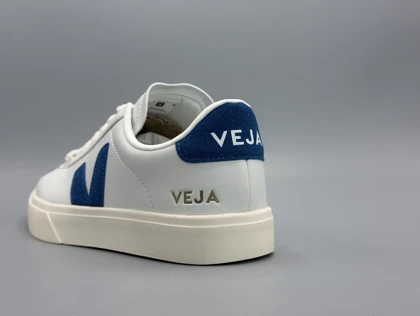 کتانی وجا کمپو کروم فیری سفید آبی / Veja