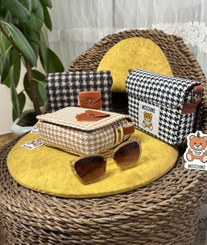 کیف moschino