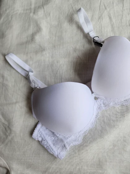 سوتین تک اسفنجی وارداتی RUMU کد: 3920