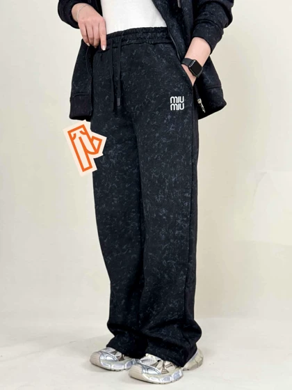 سویشرت شلوار برند miu miu