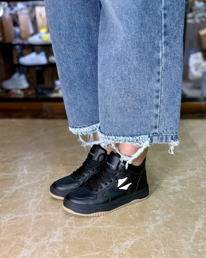 کتانی ساق‌دار زنانه مدل ماناد (برند نونا)