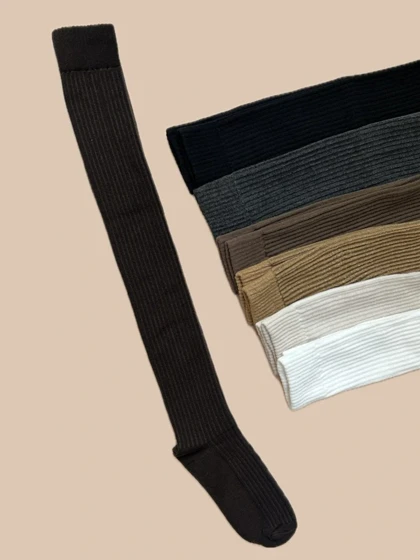 جوراب ساق بلند بالا زانو زنانه طرح کبریتی برجسته