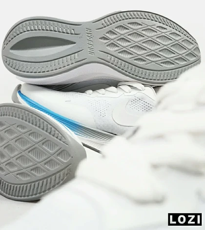 کفش کتانی مردانه و زنانه سفید Nike air zoom