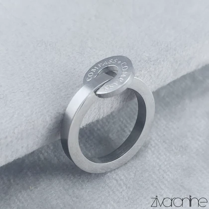 انگشتر زنانه با آویز کامپس نقره ای 30157