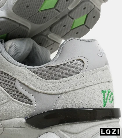 کفش کتانی طوسی NEW BALANCE 9060