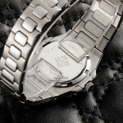 ساعت پتک فیلیپ ناتیلوس نقره‌ای Patek Philippe Nautilus SW1