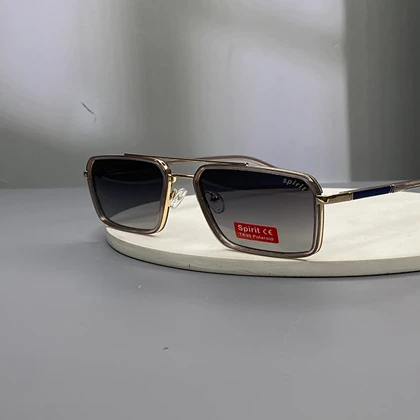 عینک آفتابی اسپریت زنانه با طراحی سبک و لنز پلاریزه اصل