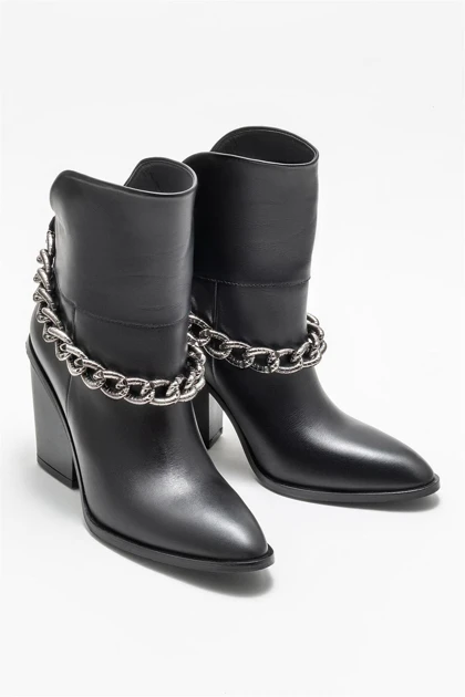 بوت و نیم بوت زنانه اله elle