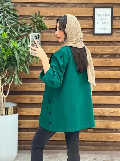 مانتو آستین پفی بغل سه دکمه