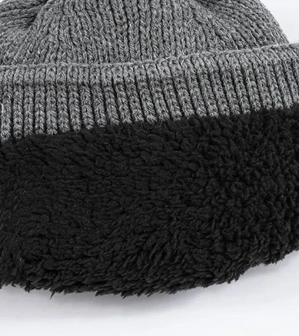 کلاه بافت ساده