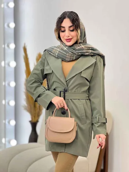 بارانی چهار دکمه آستین بند دار