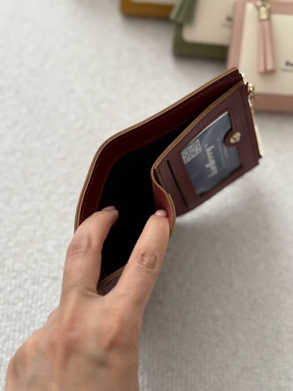 کیف پول و جاکارتی تلوت