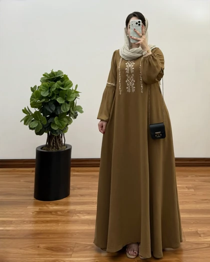 پیراهن مانتویی گلدوزی مدل گلبرگ