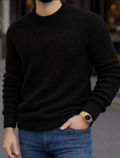 پلیور بافت مشکی یقه گرد کژوال فری سایز مناسب سایز L و XL استایل ترند 2026