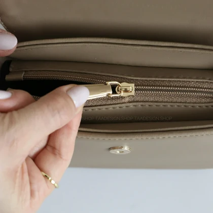 کیف زنانه دوشی مدل آتیلا