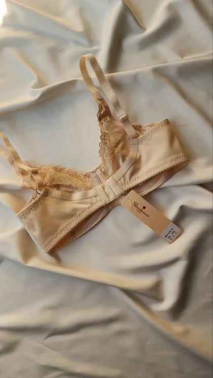 سوتین تک دانتل و پرلون فنردار برند SHANDERMAN کد: 2280