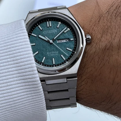 ساعت مچی مردانه سیتیزن CITIZEN AW0130-85X