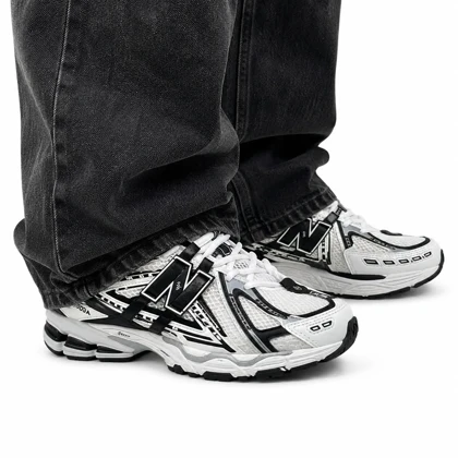 کتانی مردانه و بزرگ پا نیوبالانس سفید مشکی New BALANCE 1906