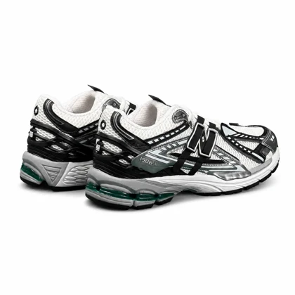کتانی مردانه نیوبالانس 1906 سفید نقره ای New BALANCE 1906