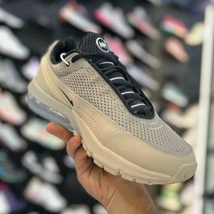 کفش راحتی مردانه نایک ایرمکس 270 Air max کپسول دار و راحت رنگ کرم