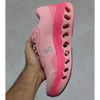 کتانی ویتنامی آن رانینگ کلودسرفر صورتی پاستیلیon Running Cloudsurfer pink