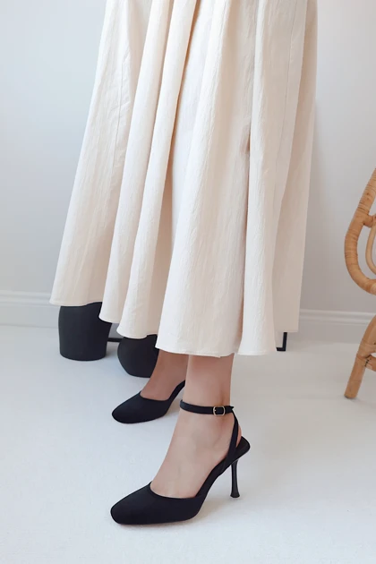 کفش پاشنه‌بلند کلاسیک زنانه polka-store polka-store