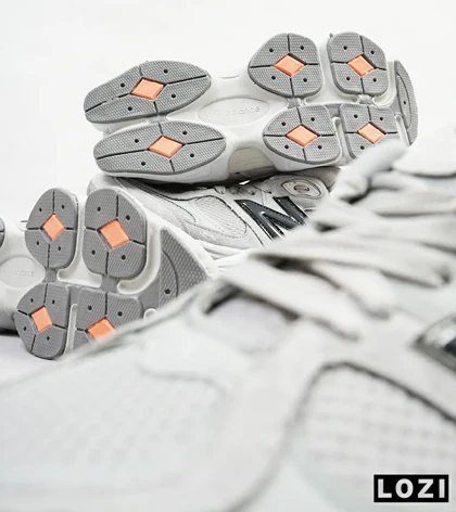 کفش کتانی مردانه طوسی روشن NEW BALANCE 9060
