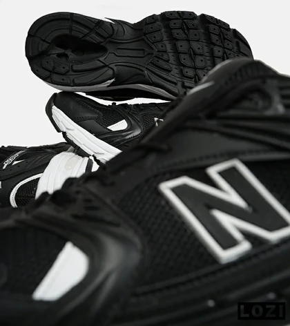 کفش کتانی مردانه و زنانه مشکی NEW BALANCE 530