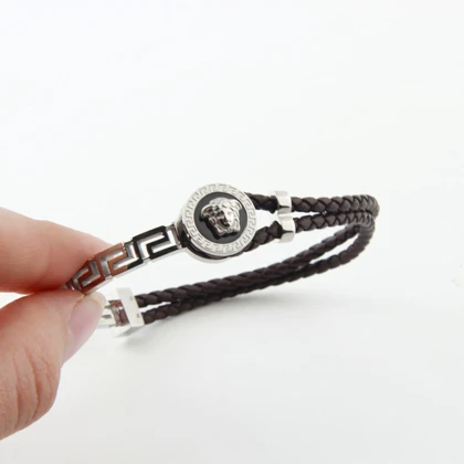 دستبند زنانه طرح بنگل ورساچه