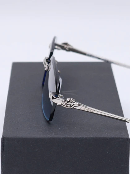 عینک برند CARTIER کد 181477