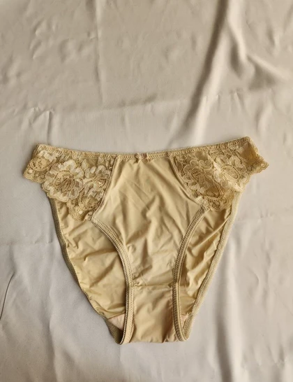 شورت ساتن کش و دانتل ترک کد: 2055