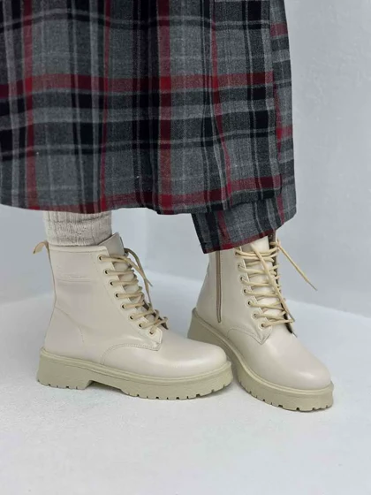 نیم بوت MARTENS