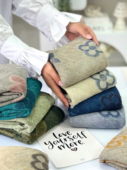 شال نخی کاتورک LV 20585