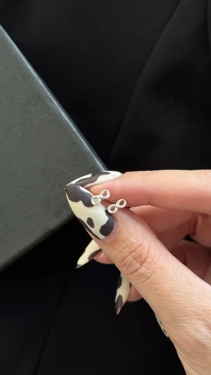 گوشواره بی نهایت نقره