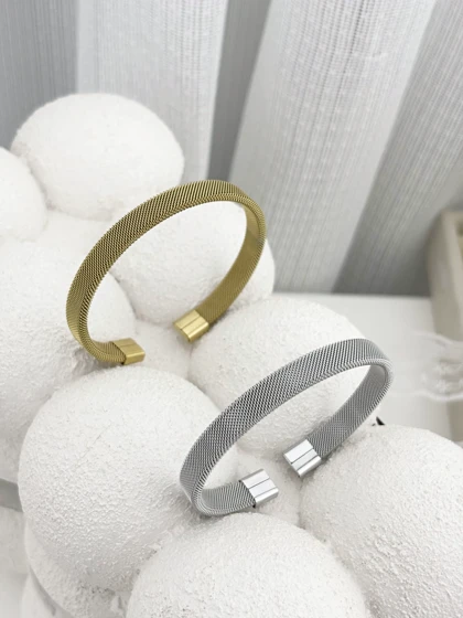 دستبند النگویی حصیری استیل زنانه 903