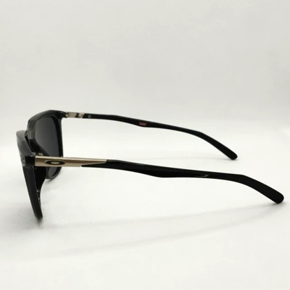 اوکلی AM 230029 BLACK SHINE