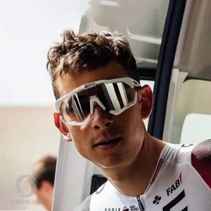 عینک فتوکرومیک OAKLEY SCICON سفید