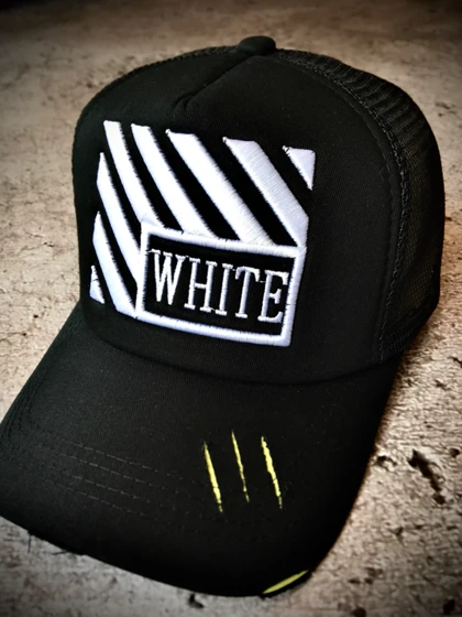 کلاه بیسبالی وارداتی مدل آیسانی WHITE _ تمام مشکی