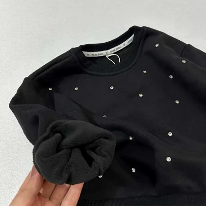 بلوز دخترانه لاینر دار نگین کوب شده خارجی