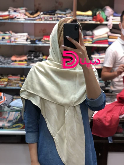 روسری فندی پارچه مارک