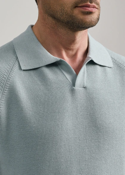 پولوشرت V-Neck