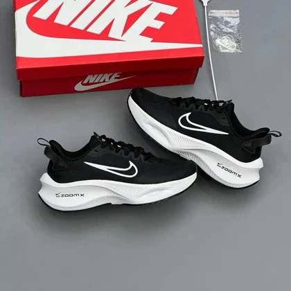 کفش نایک زوم ایکس قلبی مشکی سفید Nike ZoomX Heart Black White