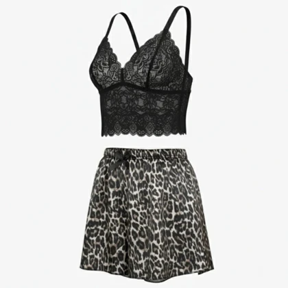 لباس خواب زنانه مدل گیپور و ساتن پلنگی 103