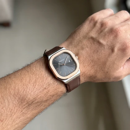 ساعت مچی مردانه فانتور مدل WF1040GB-01 صفحه طوسی تیره بند چرم قهوه‌ای