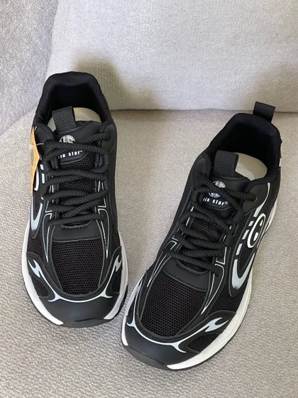 کتانی چمپیون وین 8001