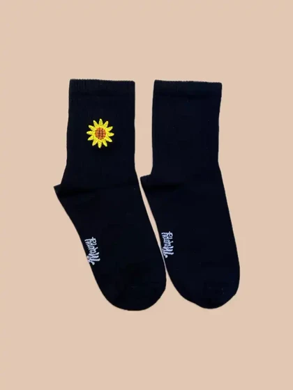 جوراب نیم ساق زنانه گلدوزی طرح آفتابگردان