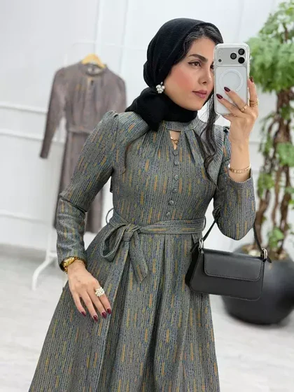 پیراهن نیلی(دارای ایراد جزئی)